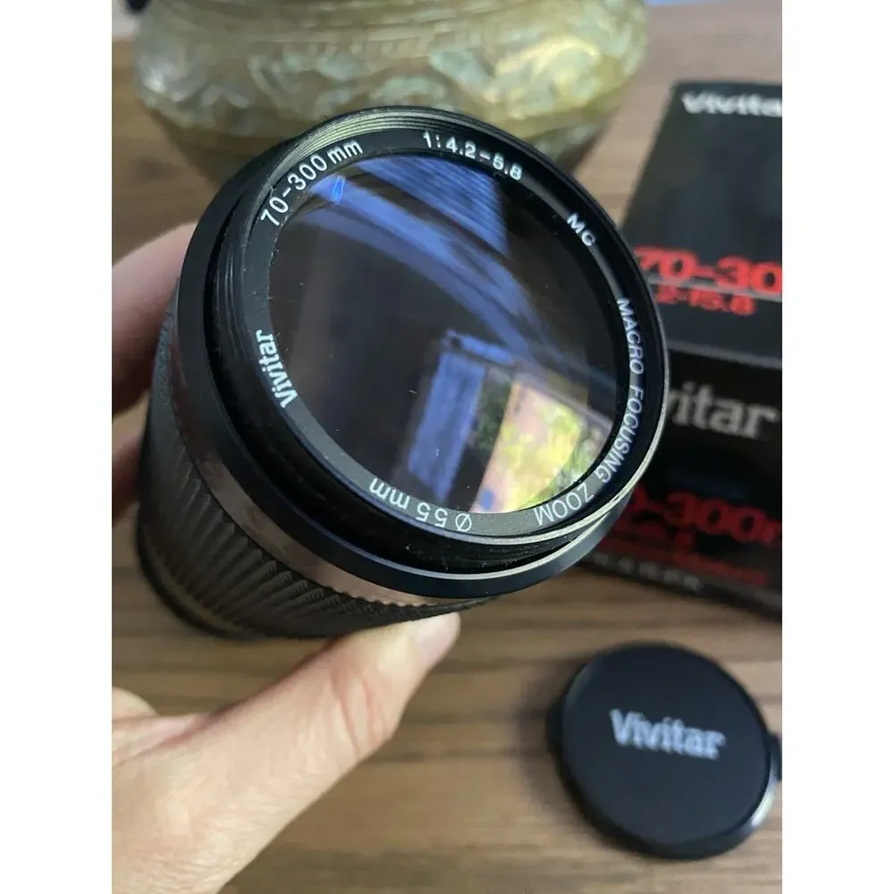 Vivitar 70-300mm 1: 4.2-5.8 MC Macro Focusing Zoom Photo Lens W/Box